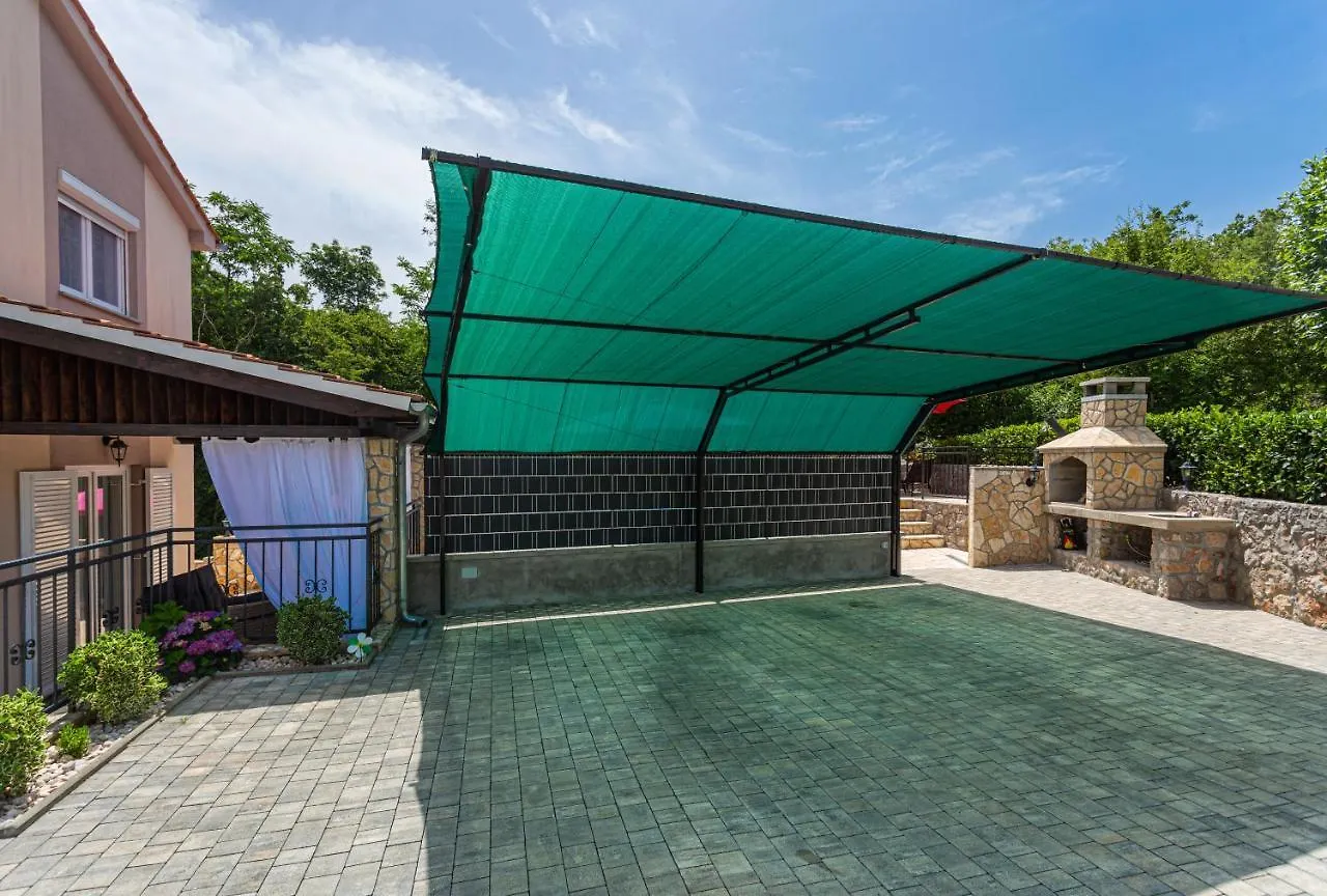Apartment With A Private Swimming Pool, Garden & Bbq Gostinjac
